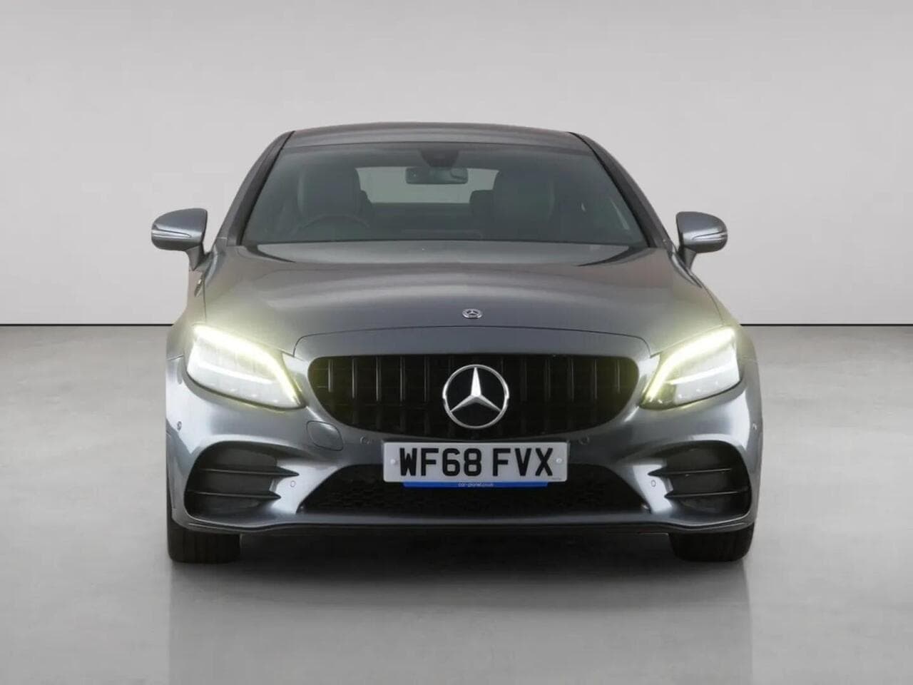 Mercedes-Benz C Class thumbnail Front