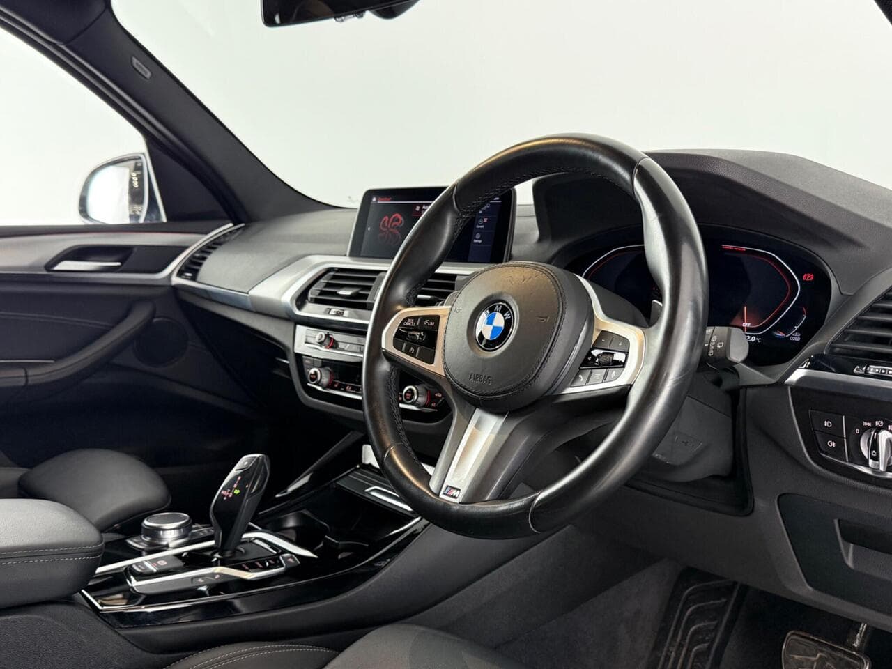 BMW X3 thumbnail Interior Front