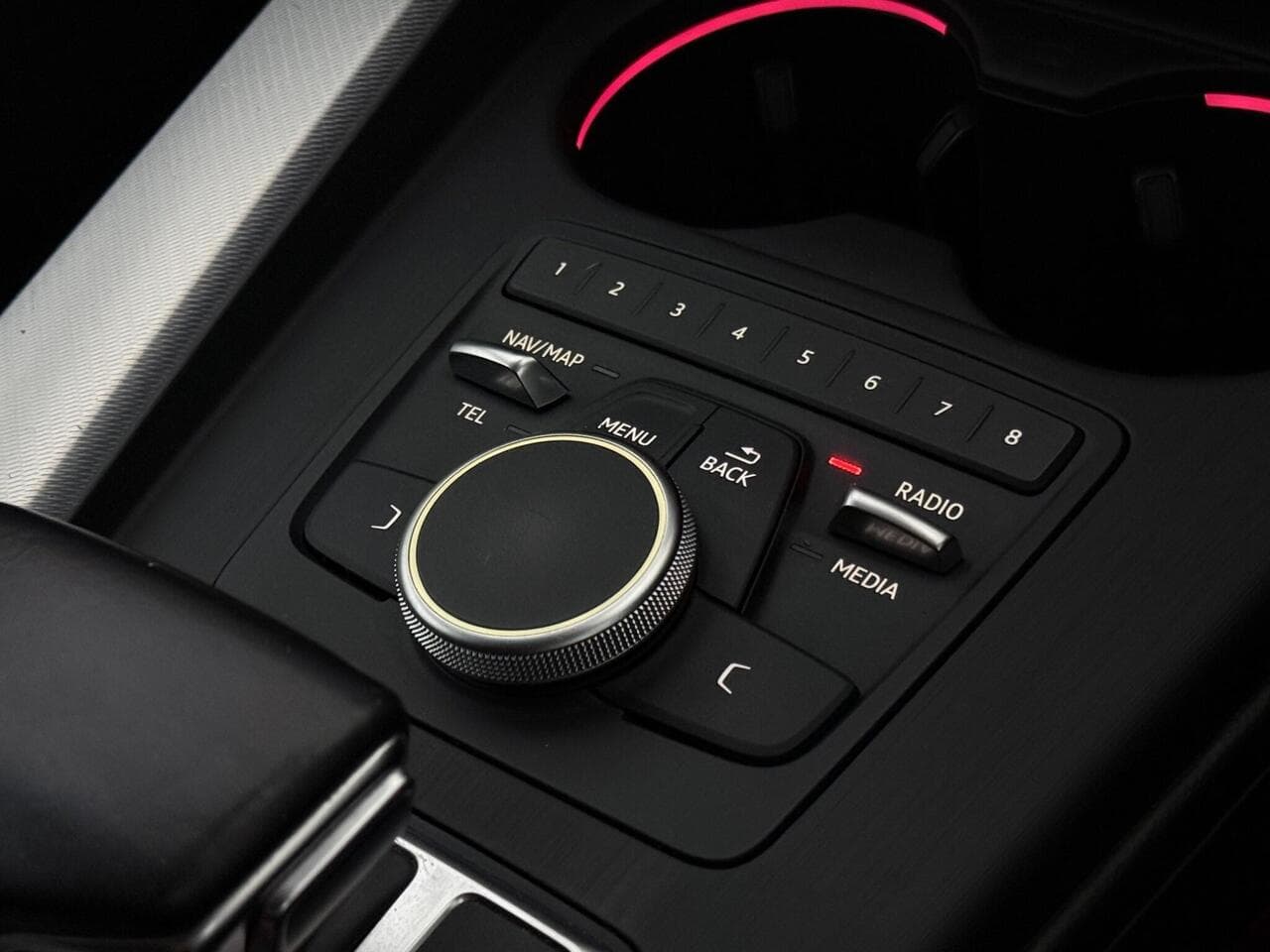 Audi A4 thumbnail Misc Controls