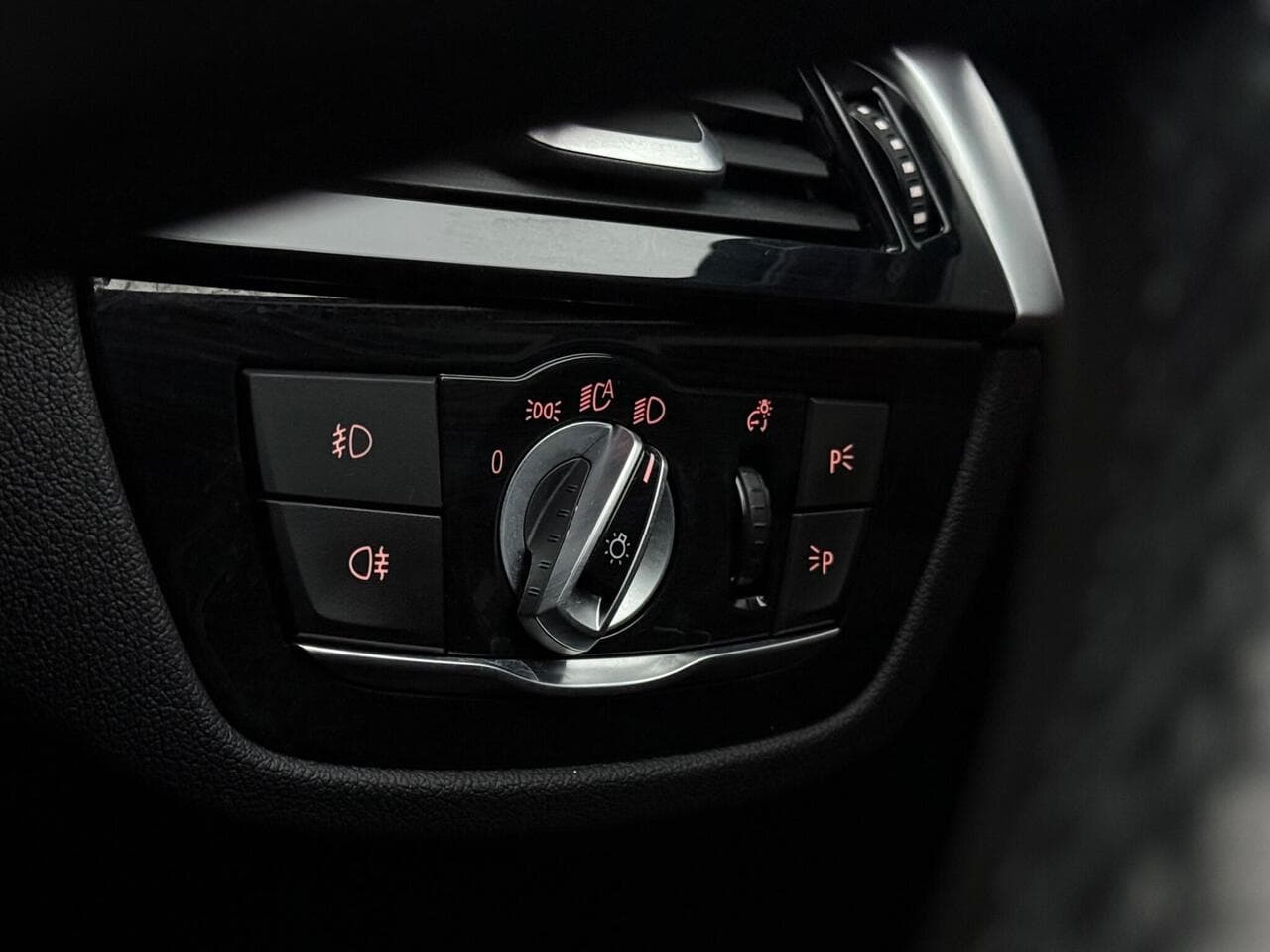 BMW 5 Series thumbnail Misc Controls