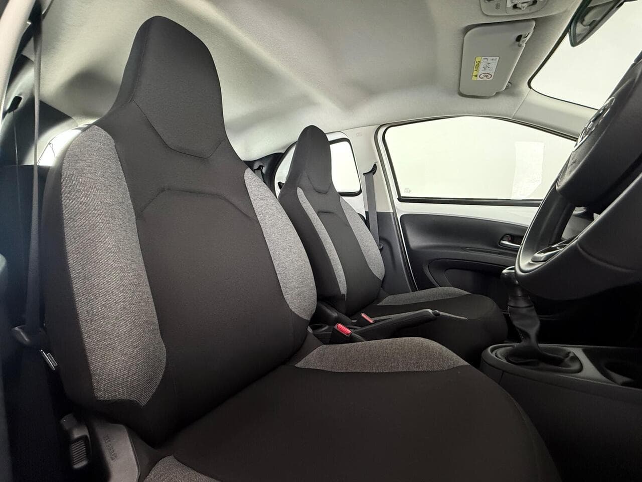 Toyota Aygo X thumbnail Seat Driver