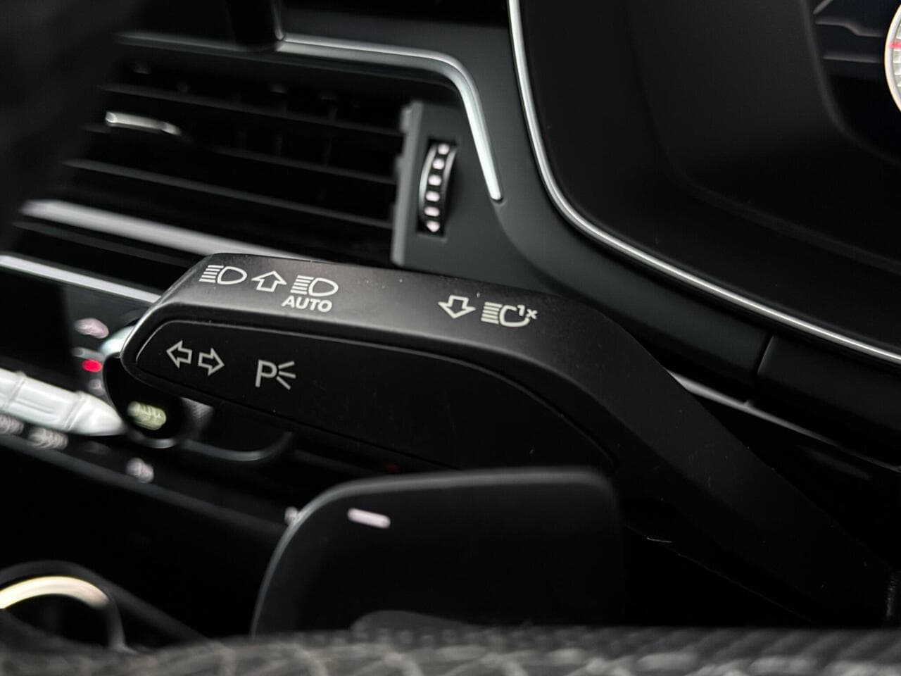 Audi A5 thumbnail Misc Controls