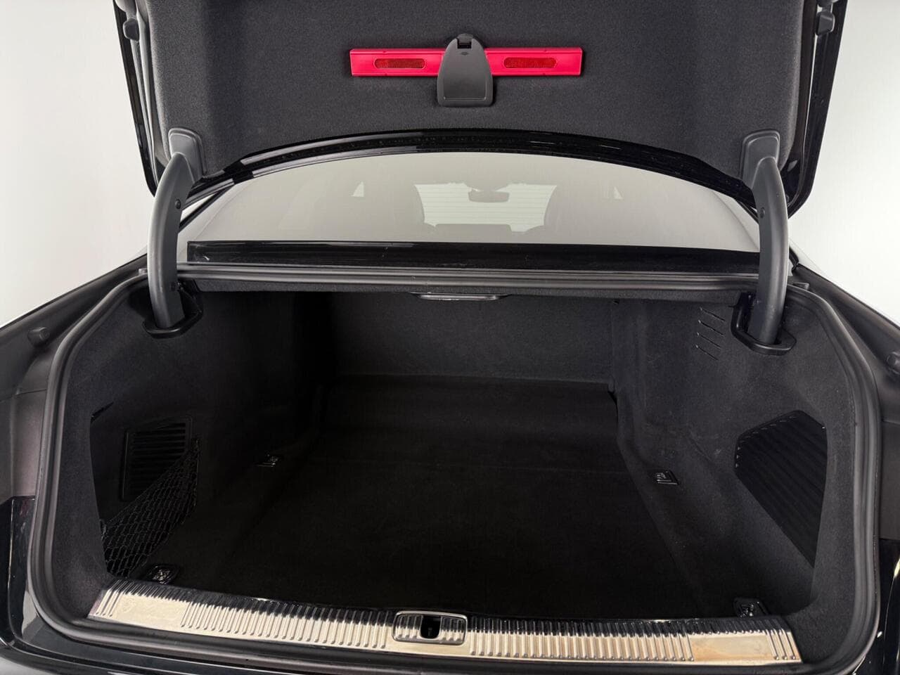 Audi A8 thumbnail Boot