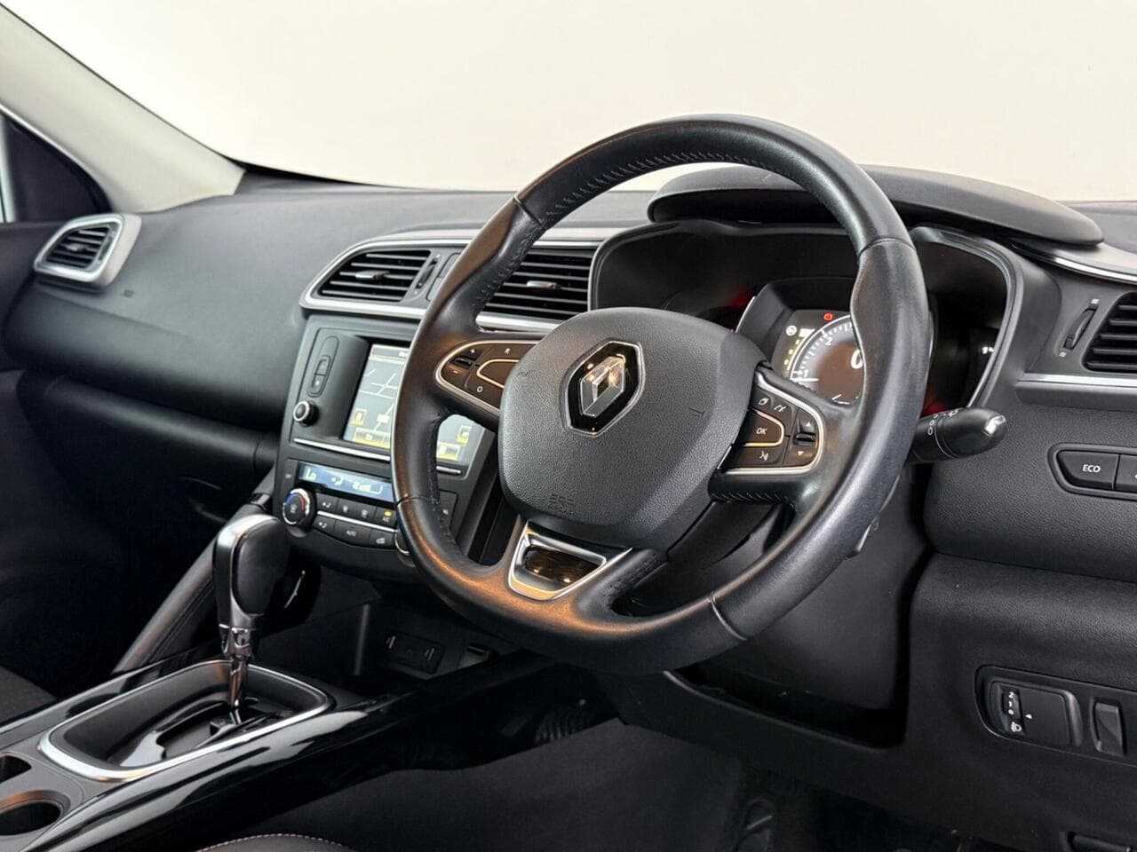 Renault Kadjar thumbnail Steering Wheel