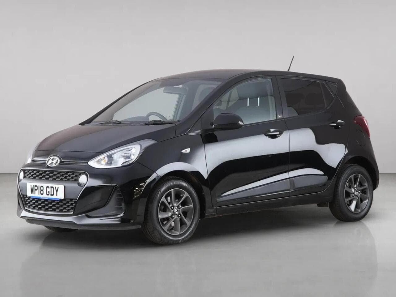 Hyundai i10 thumbnail Front Left