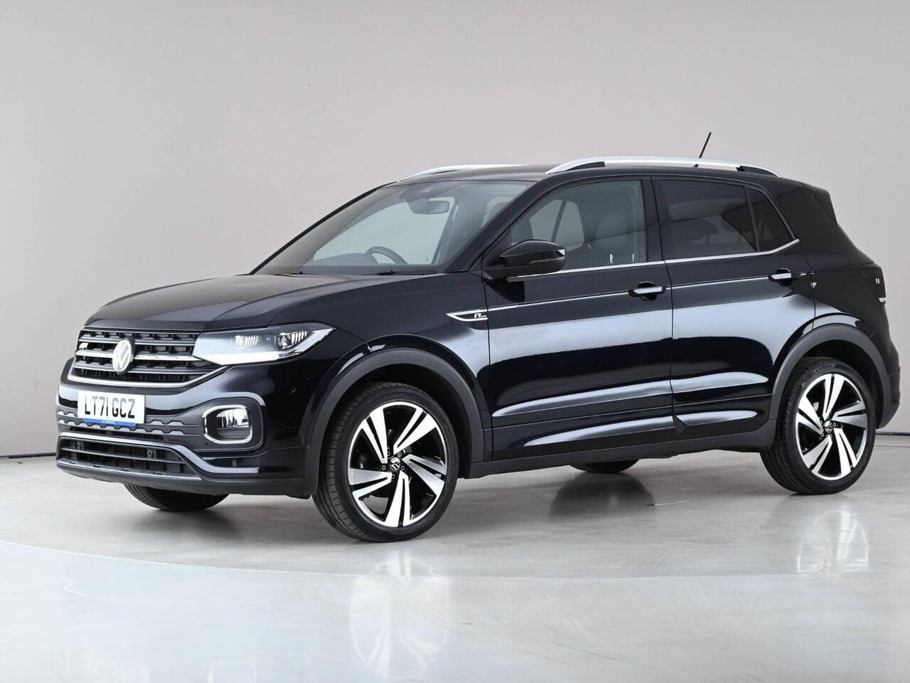 Volkswagen T-Cross thumbnail Front Left