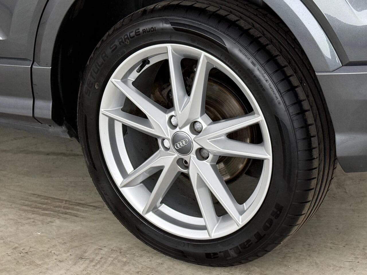 Audi Q2 thumbnail Wheel