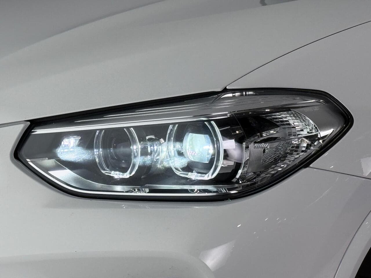 BMW X4 thumbnail Inconclusive