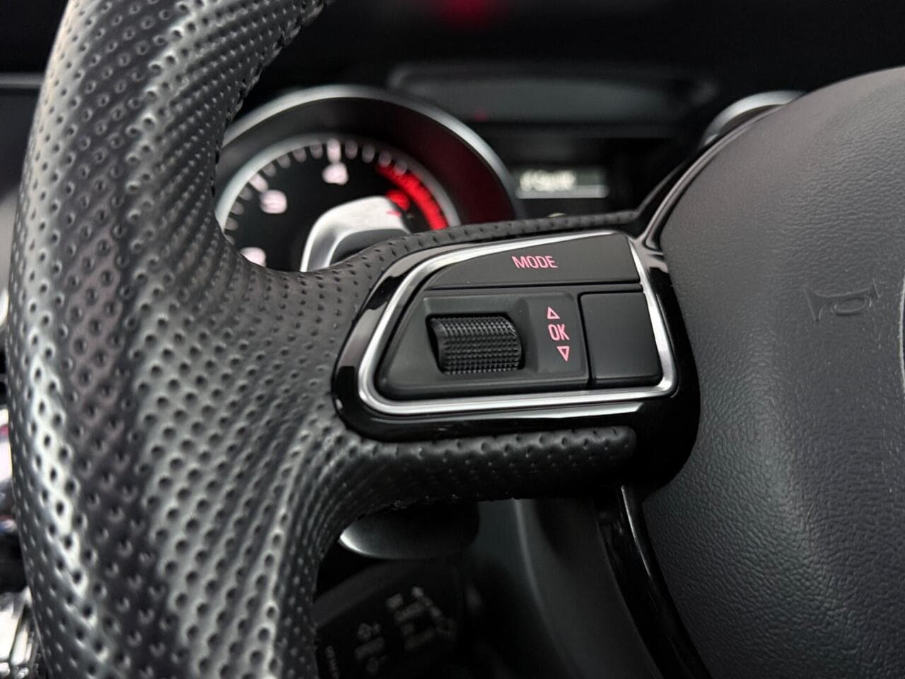 Audi A5 thumbnail Misc Controls