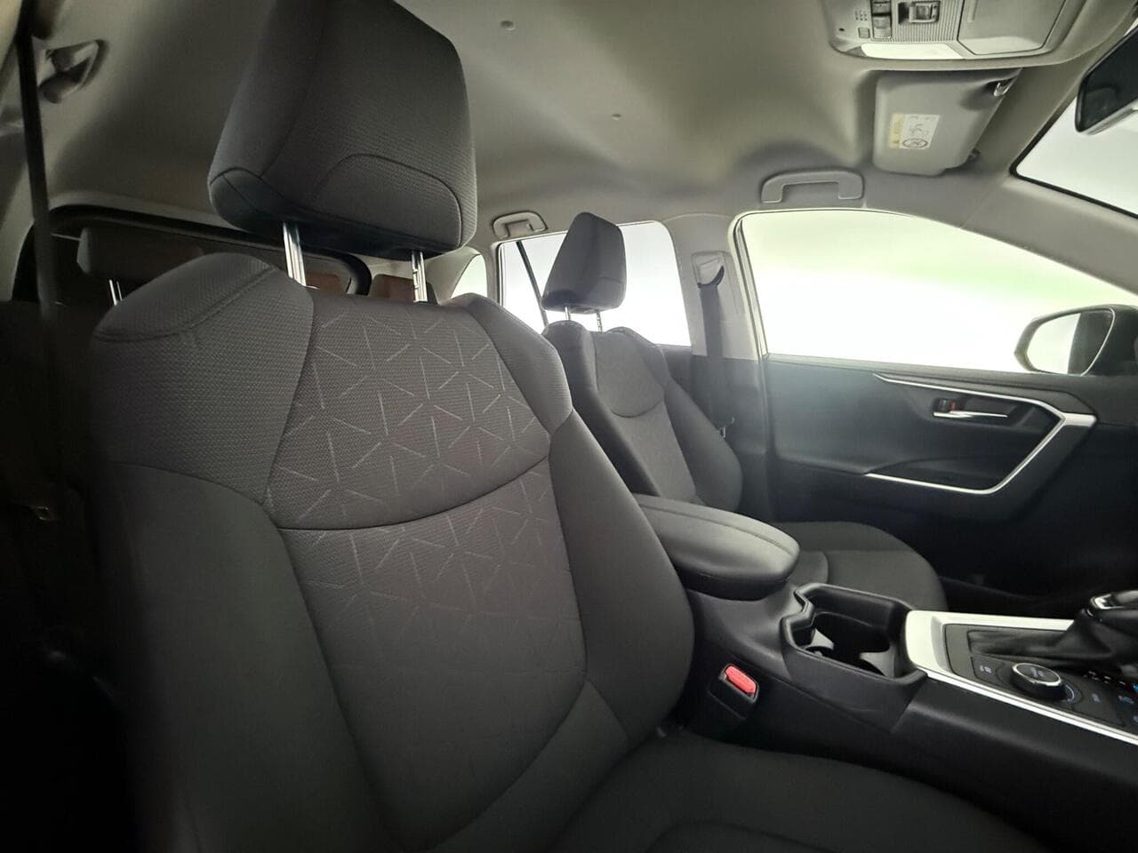 Toyota RAV4 thumbnail Seat Driver
