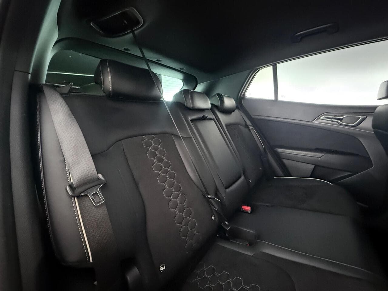 Kia Sportage thumbnail Seats Rear
