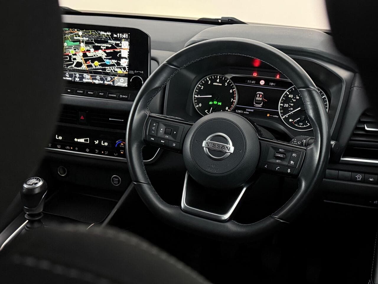Nissan Qashqai thumbnail Steering Wheel