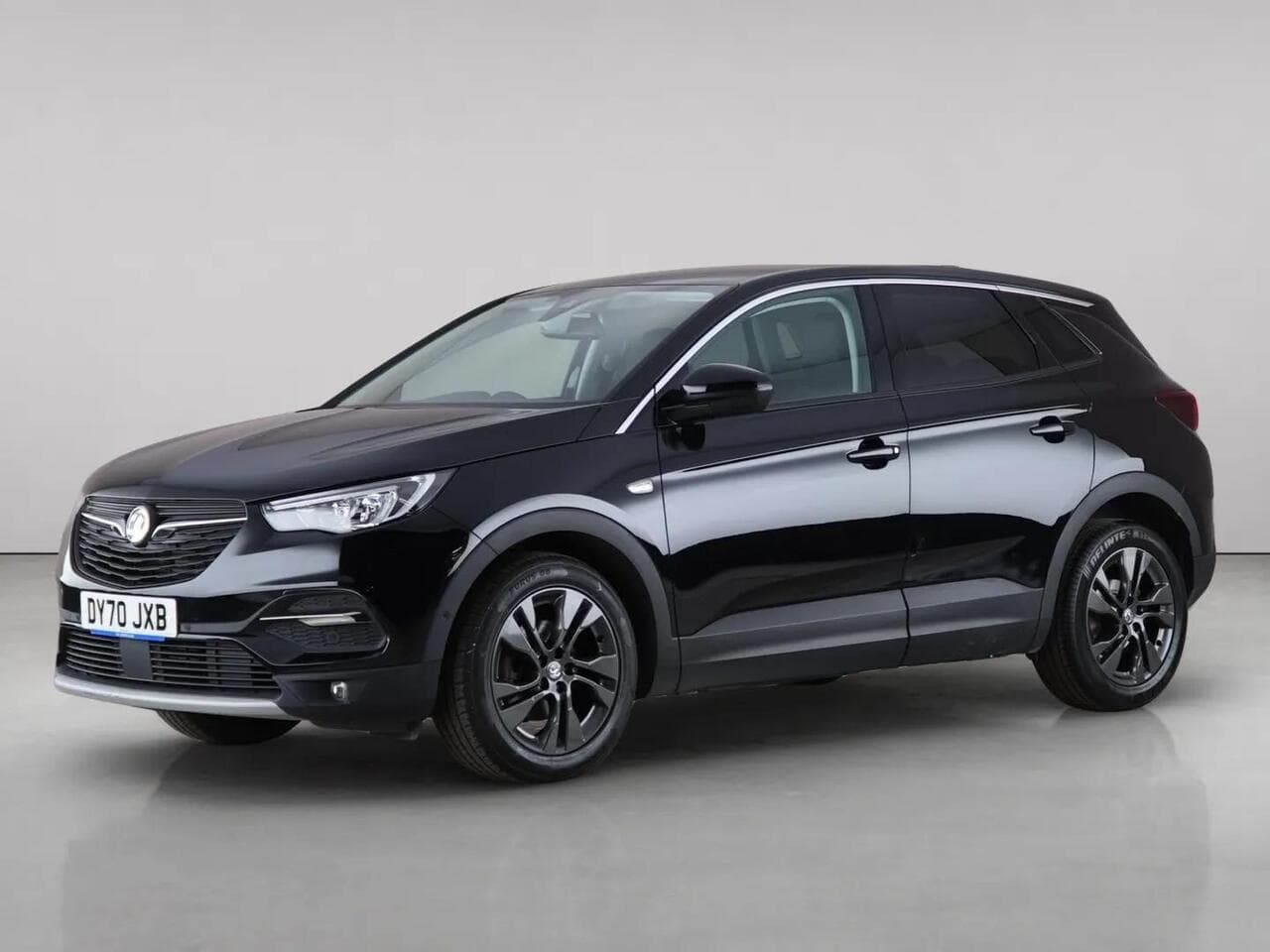 Vauxhall Grandland X thumbnail Front Left