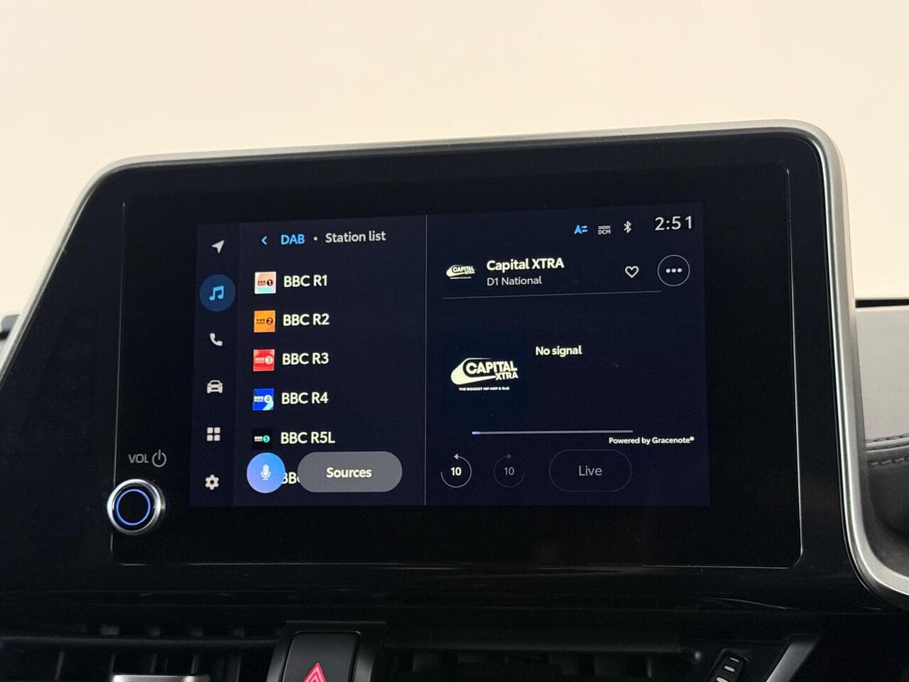 Toyota C-HR thumbnail Infotainment System
