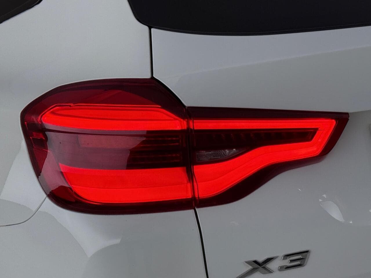 BMW X3 thumbnail Lights Rear