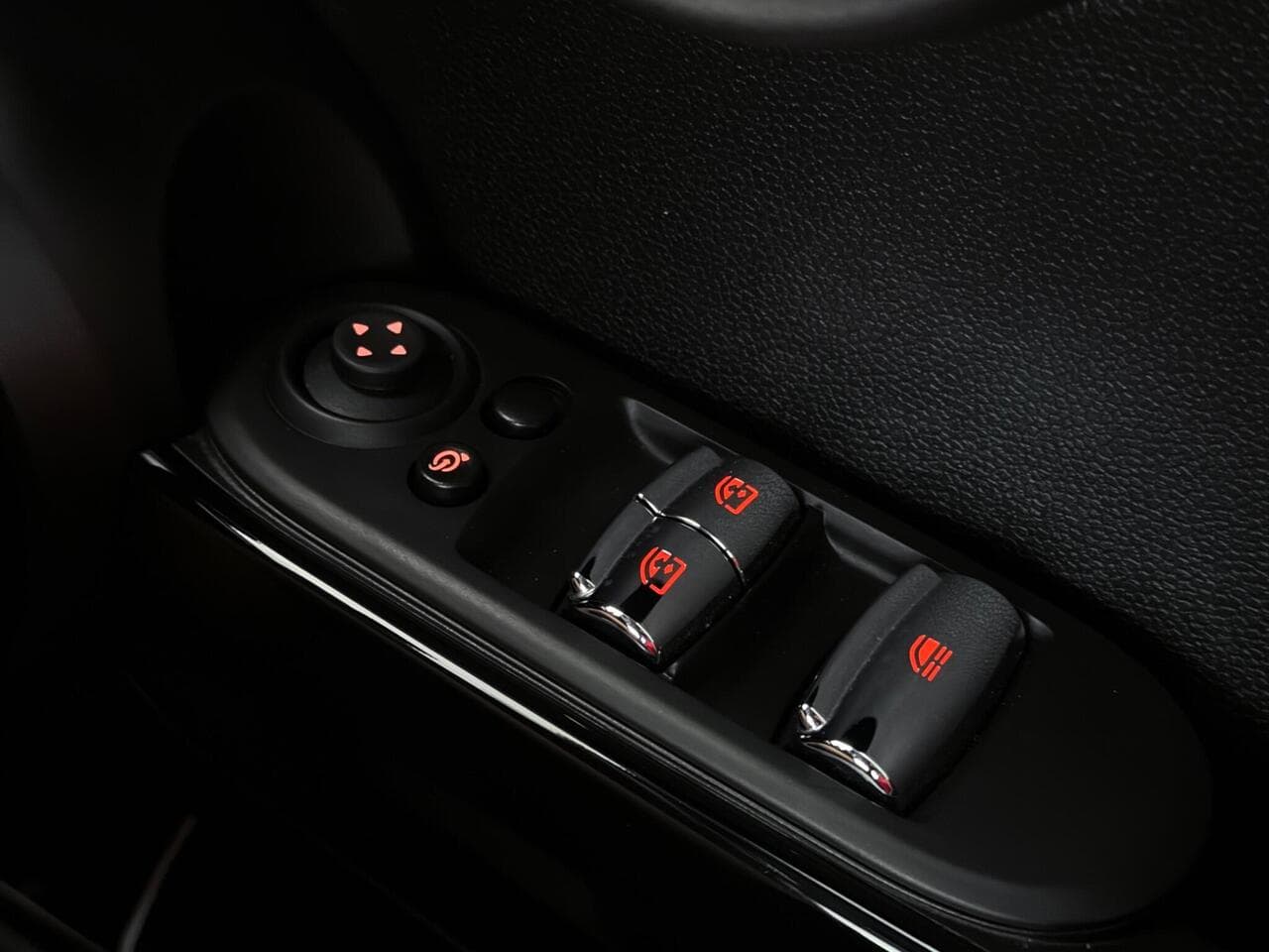 MINI Convertible thumbnail Misc Controls