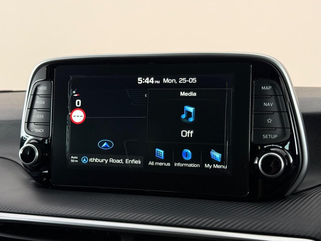 Hyundai TUCSON thumbnail Infotainment System