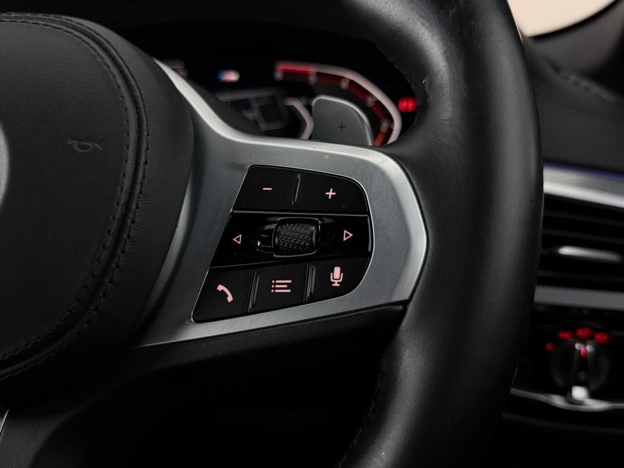 BMW 5 Series thumbnail Misc Controls