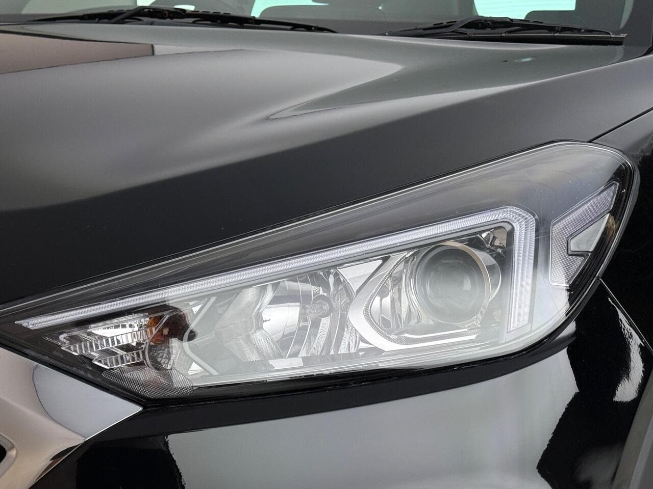 Hyundai TUCSON thumbnail Lights Front