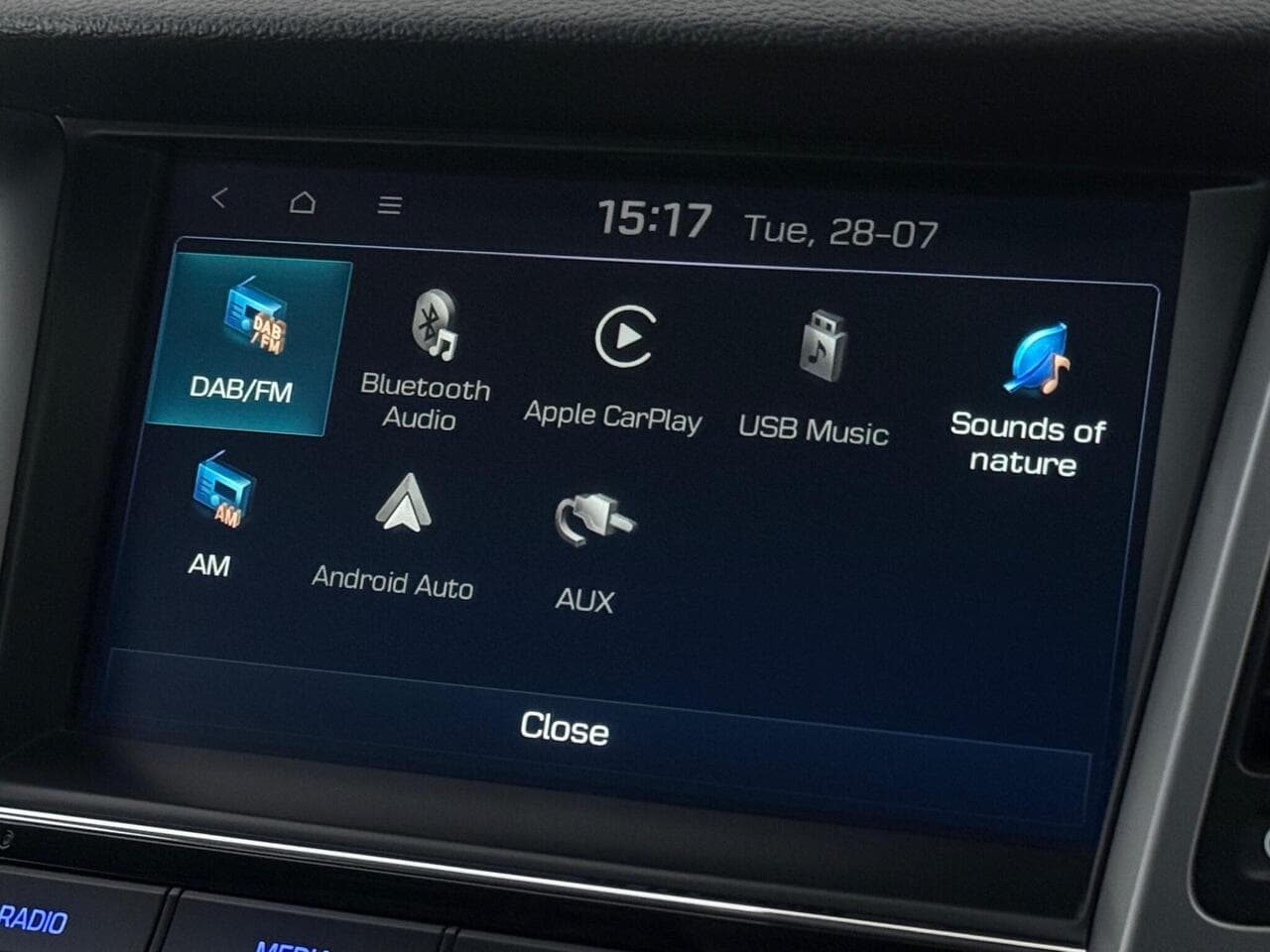 Hyundai TUCSON thumbnail Infotainment System