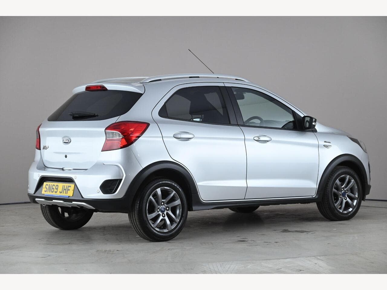 Ford Ka+ thumbnail Rear Right