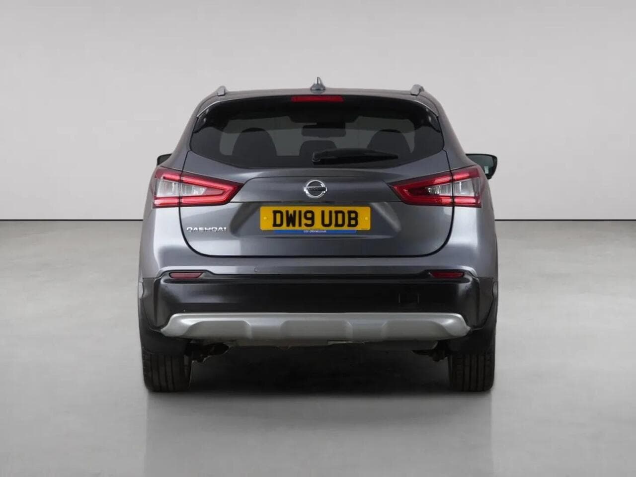 Nissan Qashqai thumbnail Rear