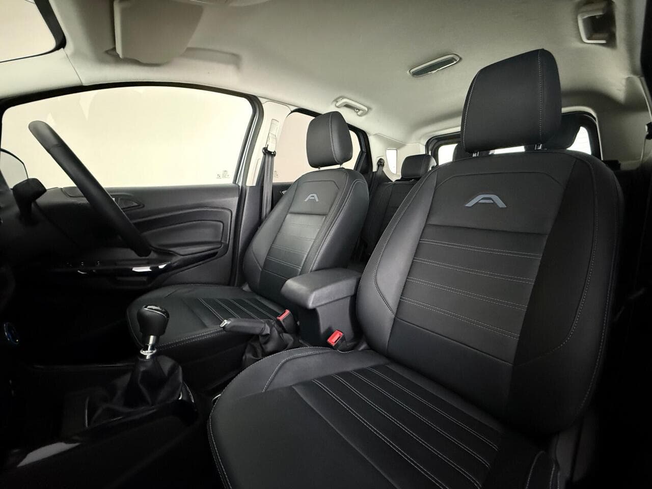 Ford EcoSport thumbnail Seat Front Passenger