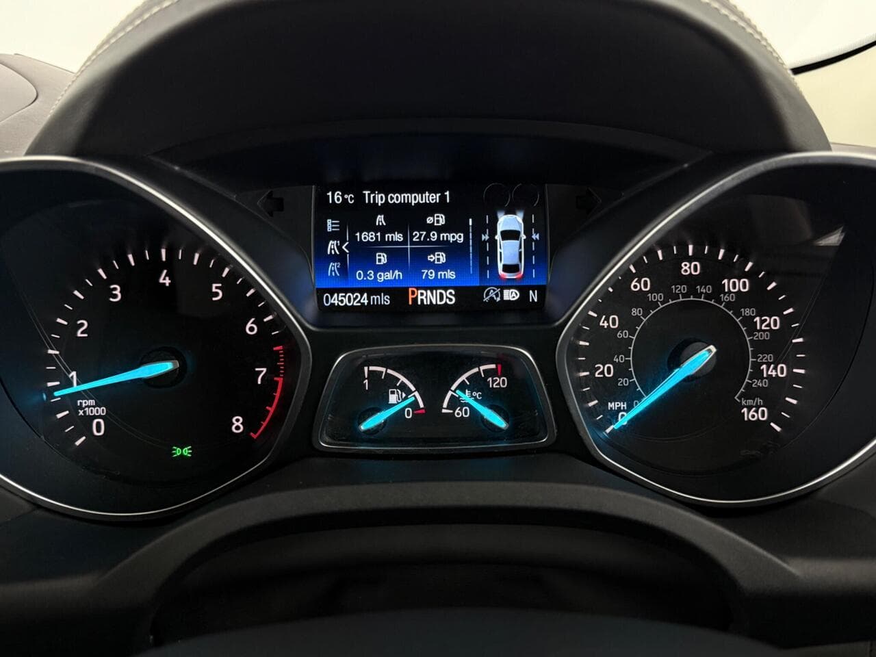 Ford Kuga thumbnail Driver Instruments