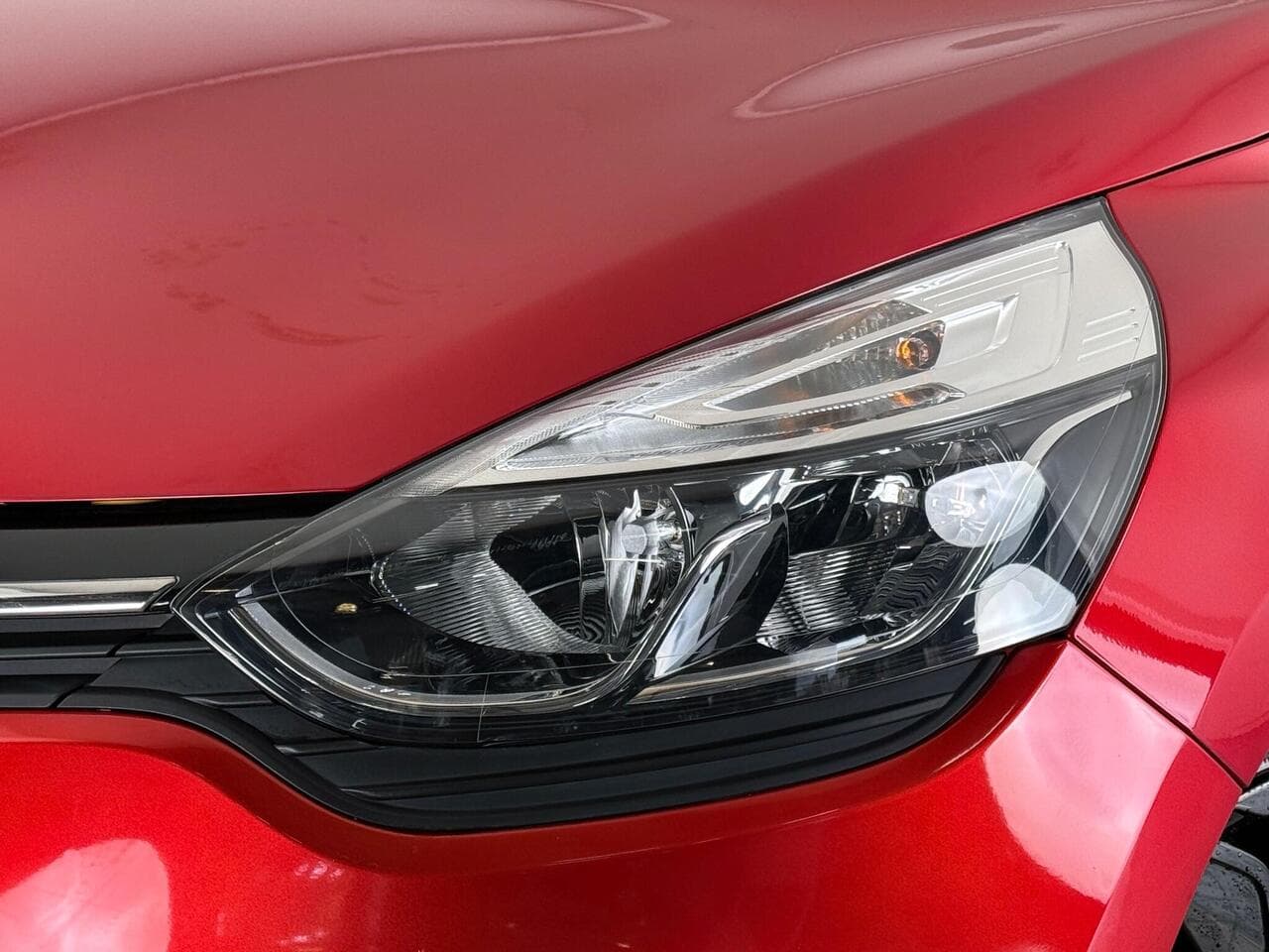 Renault Clio thumbnail Lights Front