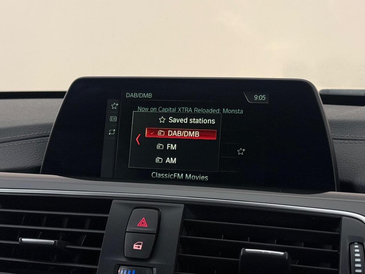 BMW 3 Series thumbnail Infotainment System