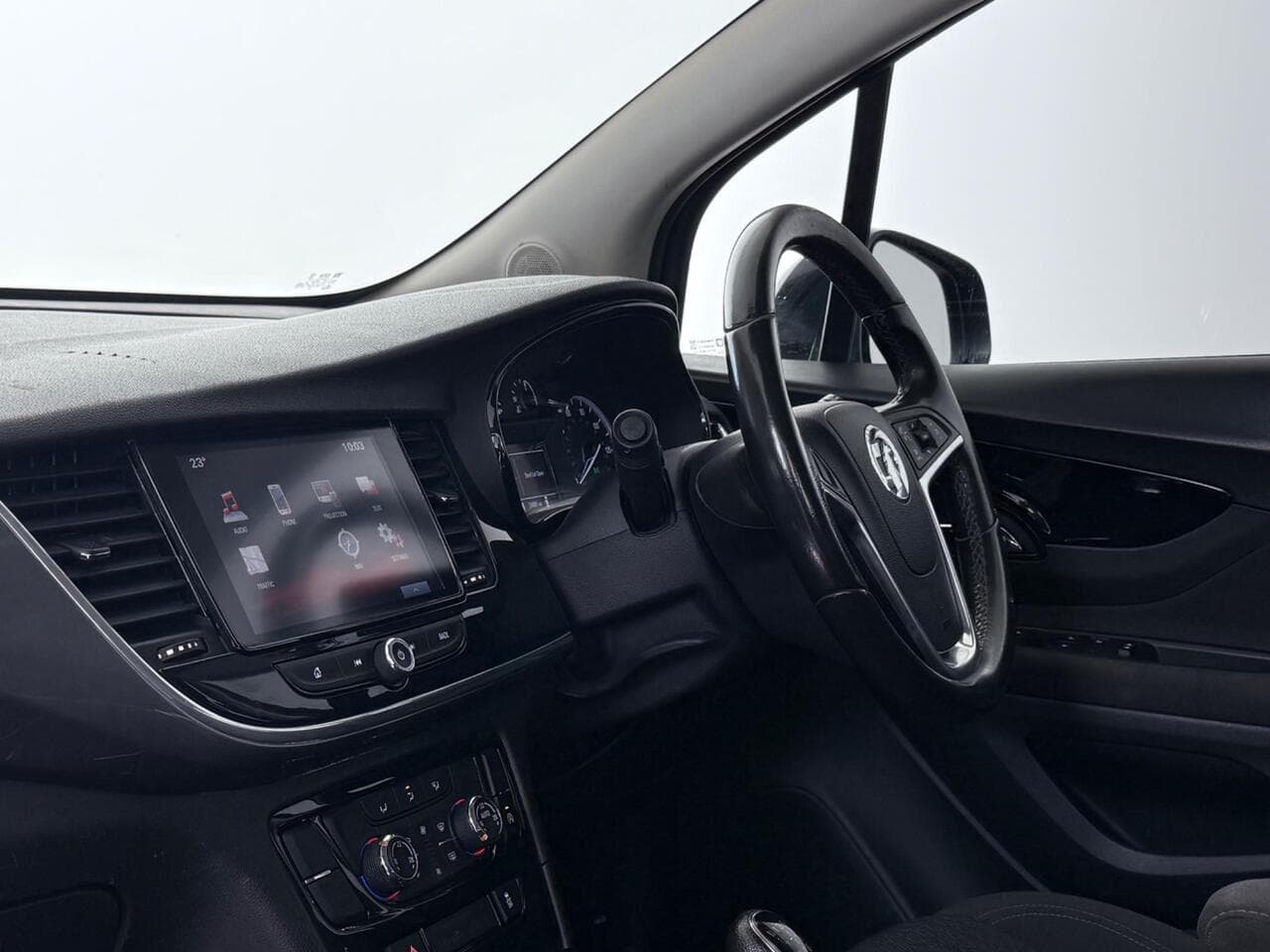 Vauxhall Mokka X thumbnail Interior Front