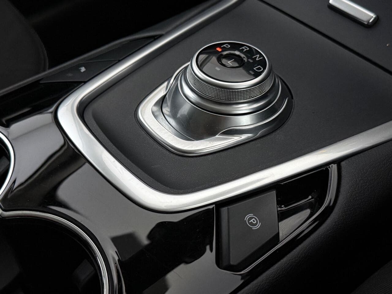Ford Galaxy thumbnail Misc Controls