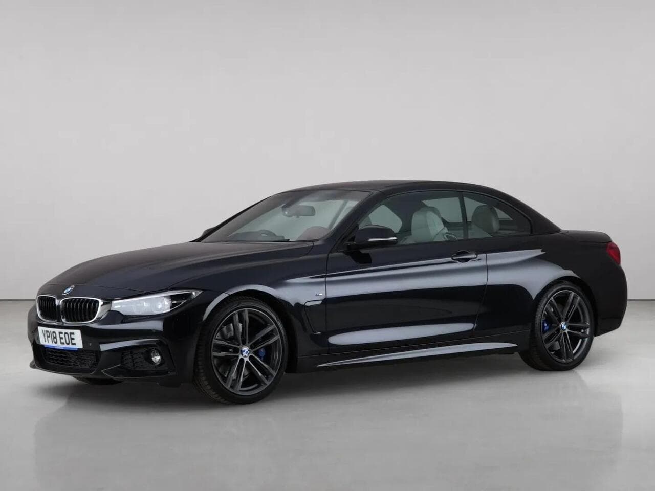BMW 4 Series thumbnail Front Left