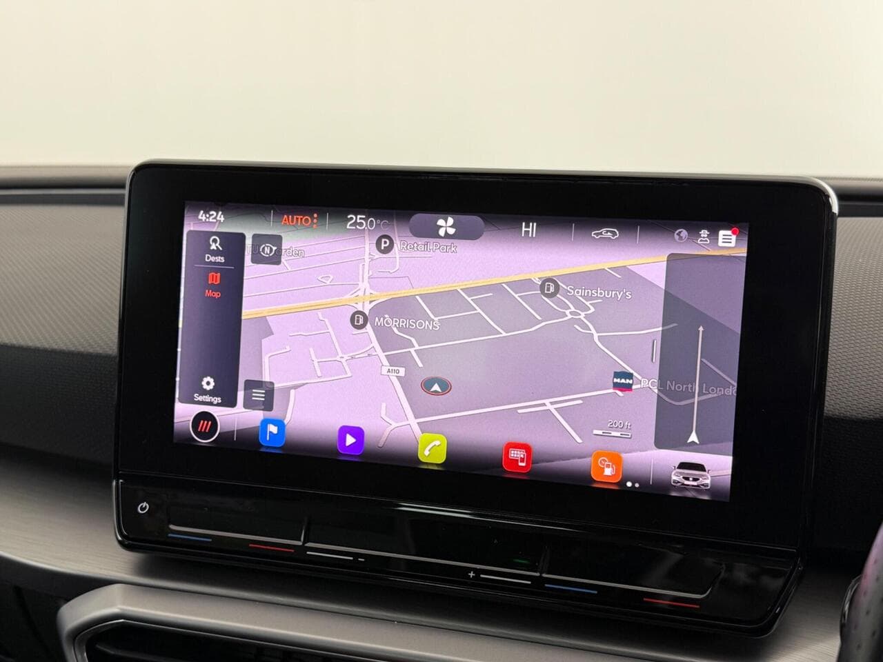 SEAT Leon thumbnail Infotainment System