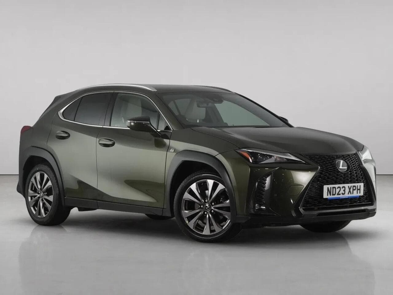 Lexus UX - Lexus UX 2.0 250h F Sport Design SUV 5dr Petrol Hybrid E-CVT Euro 6 (s/s) (184 ps)