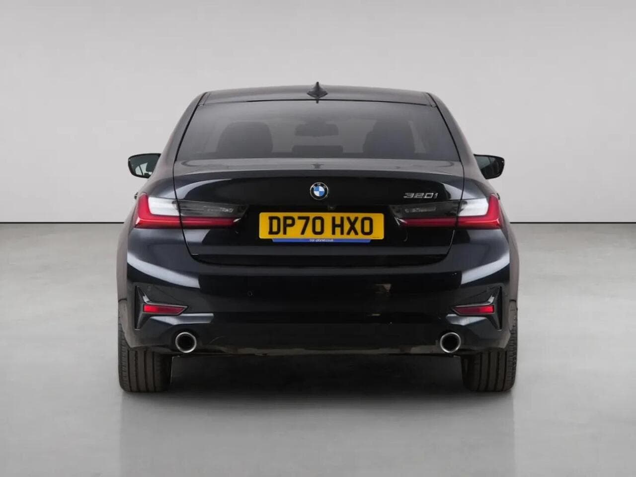 BMW 3 Series thumbnail Rear