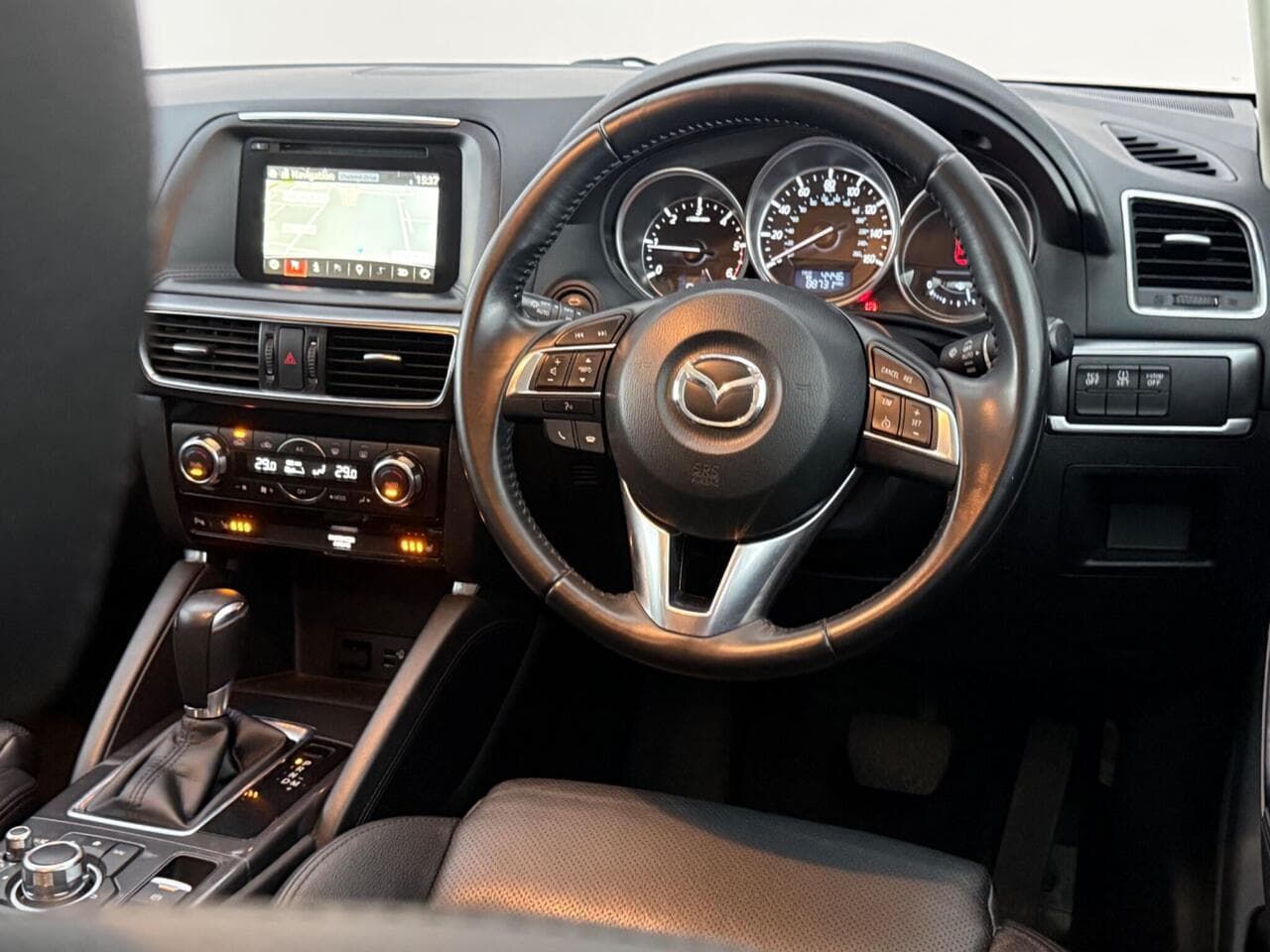 Mazda CX-5 thumbnail Steering Wheel