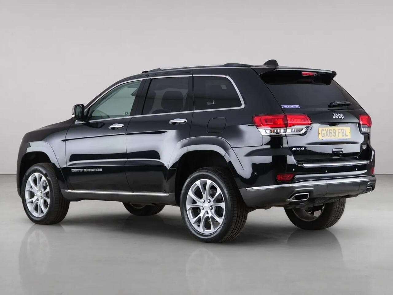 Jeep Grand Cherokee thumbnail Rear Left
