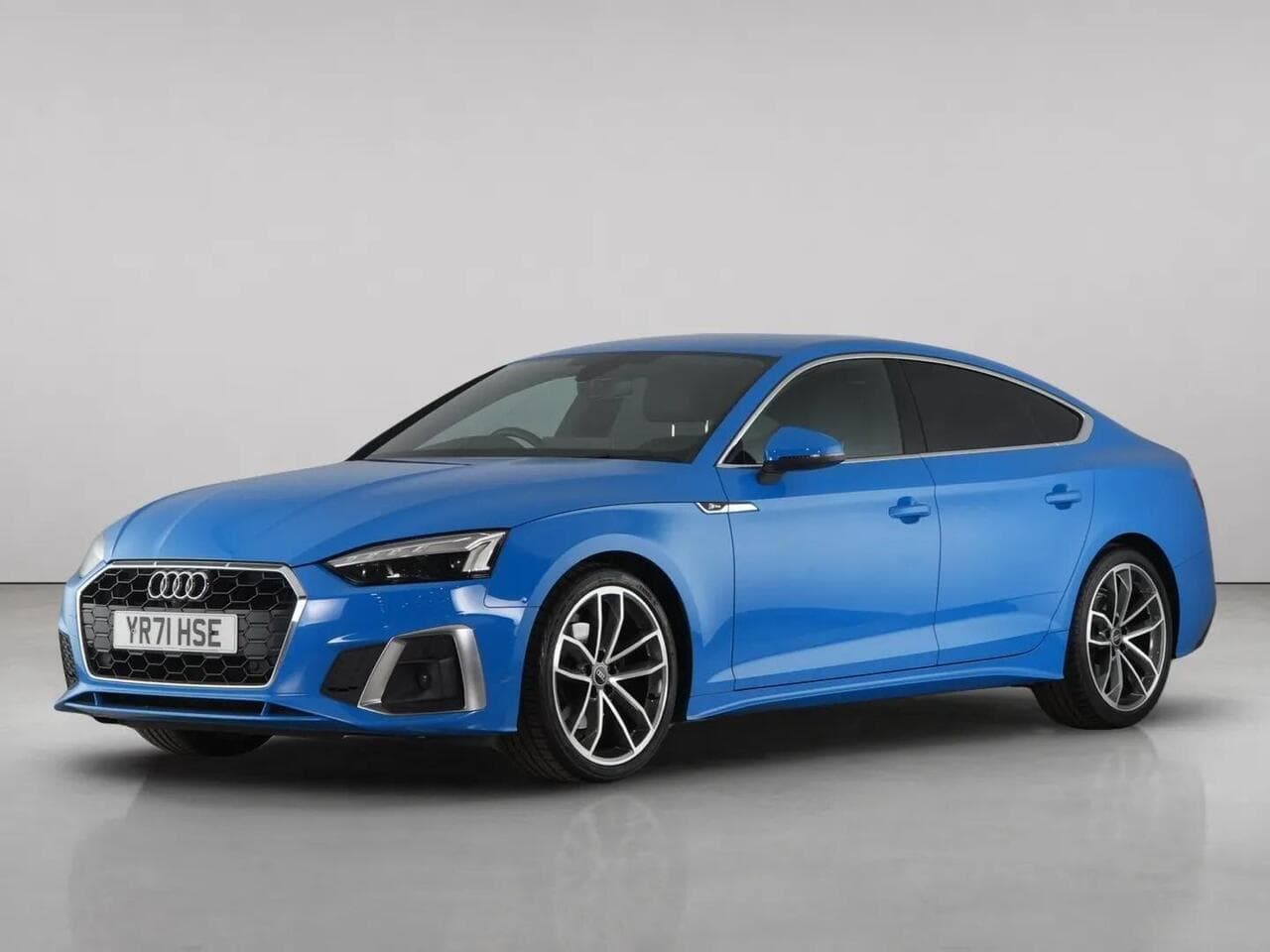 Audi A5 thumbnail Front Left