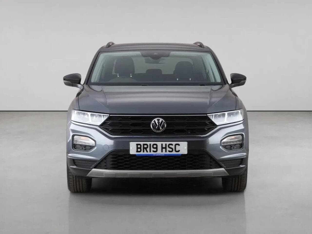 Volkswagen T-Roc thumbnail Front