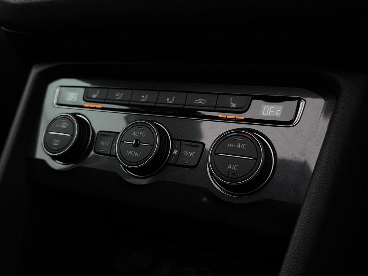 Volkswagen Tiguan Allspace thumbnail Inconclusive