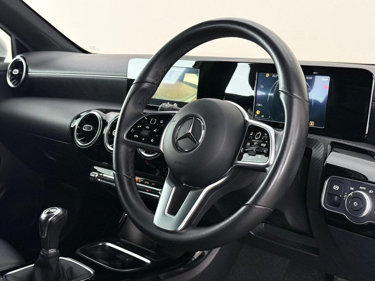Mercedes-Benz A Class thumbnail Interior Front