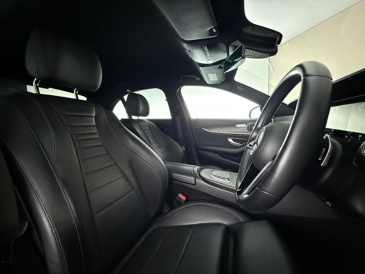 Mercedes-Benz E Class thumbnail Seat Driver