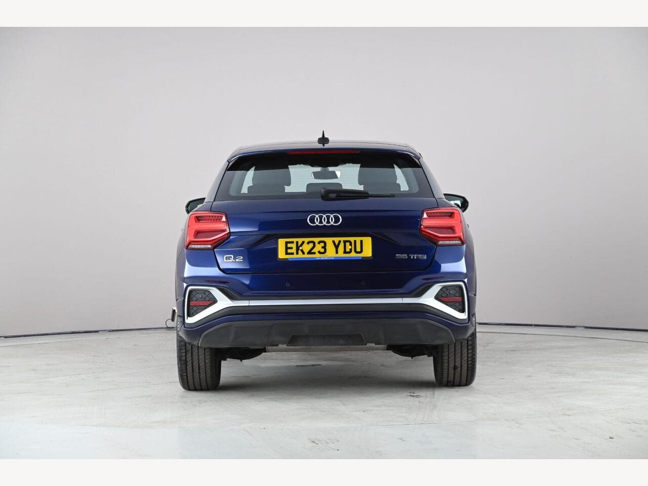 Audi Q2 thumbnail Rear