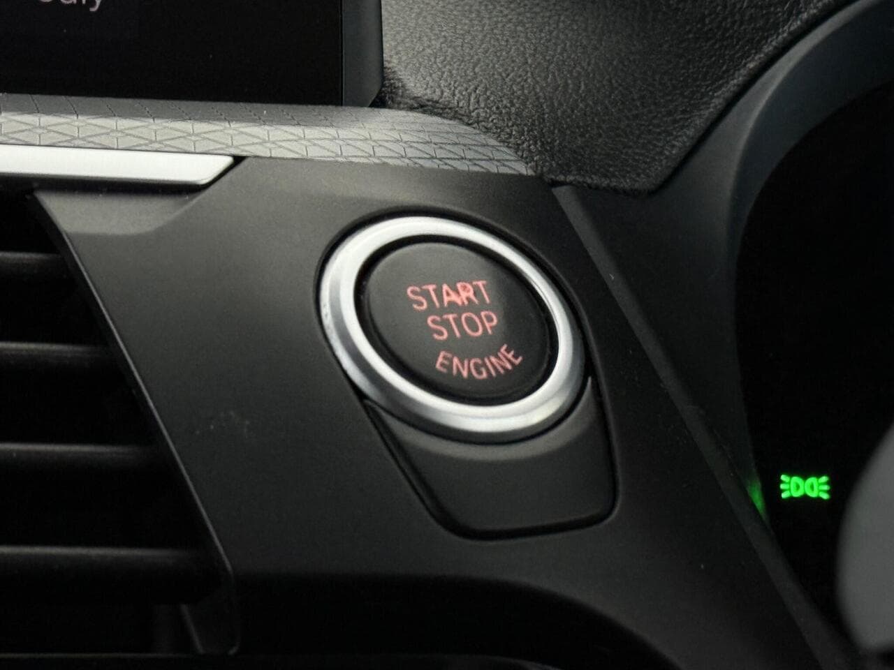 BMW X3 thumbnail Misc Controls