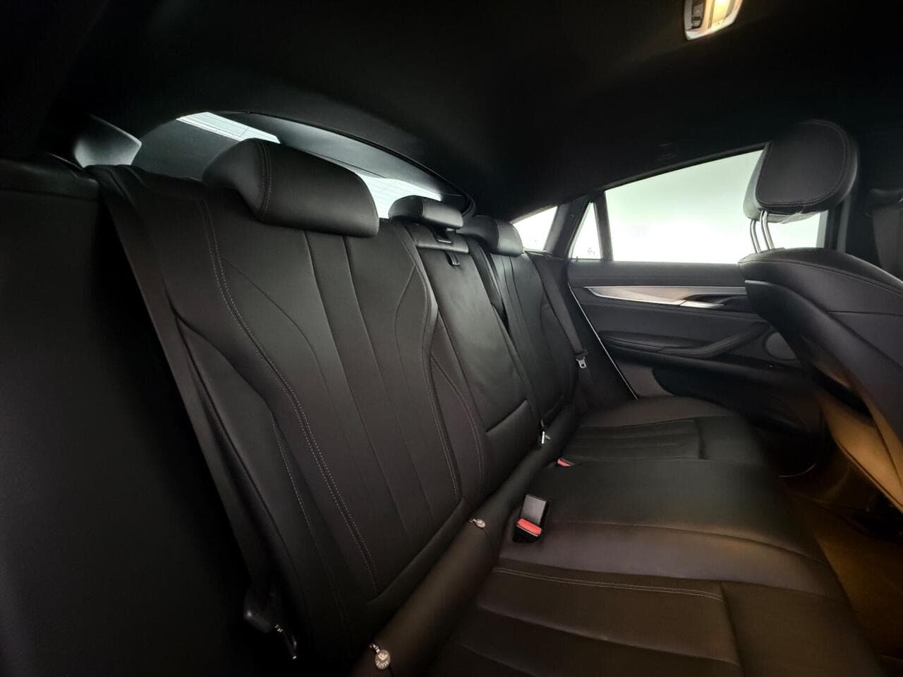 BMW X6 thumbnail Seats Rear