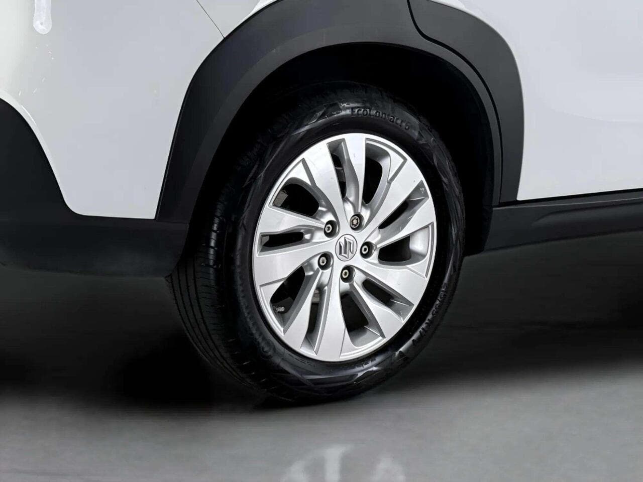 Suzuki S-Cross thumbnail Wheel