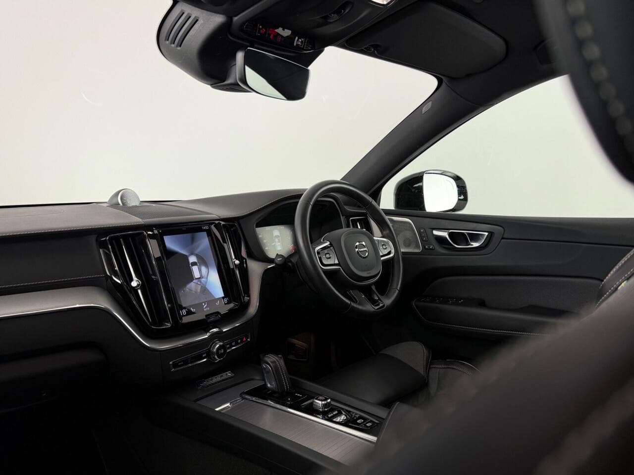 Volvo XC60 thumbnail Interior Front