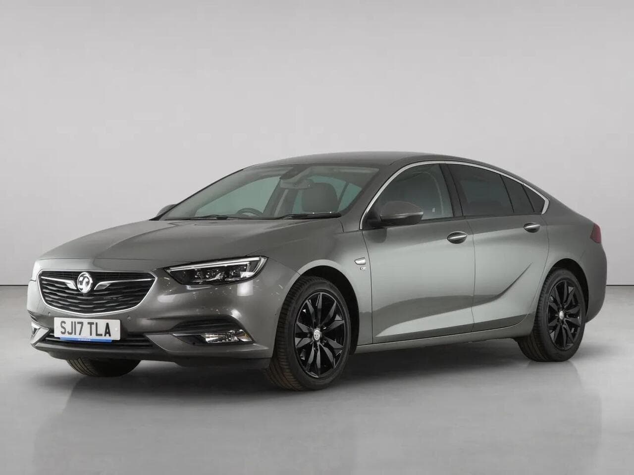 Vauxhall Insignia thumbnail Front Left