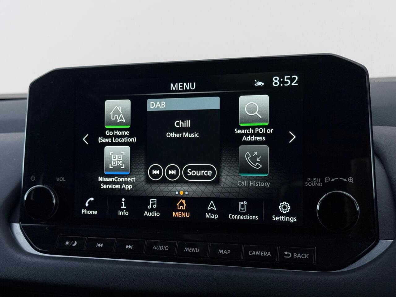 Nissan Qashqai thumbnail Infotainment System